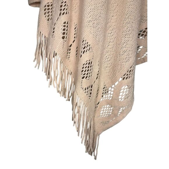 C-Mode Women’s OS Pullover Knit Poncho Sweater Fringe Pearls Pink NEW - Picture 2 of 7